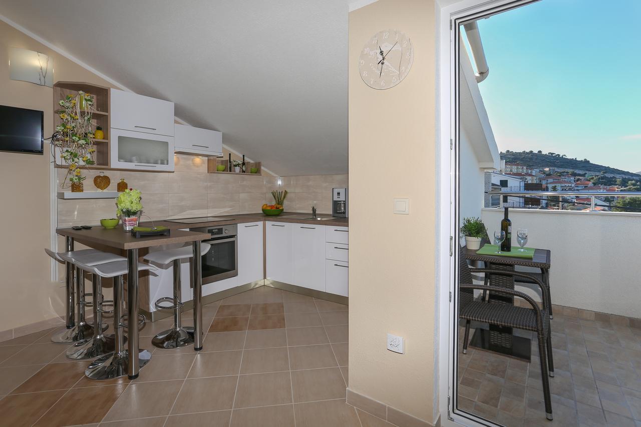 Apartment Panorama Trogir Bagian luar foto